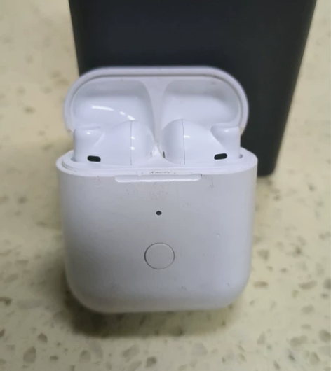 qcy t8s 蓝牙耳机 包邮 成色一般 ...