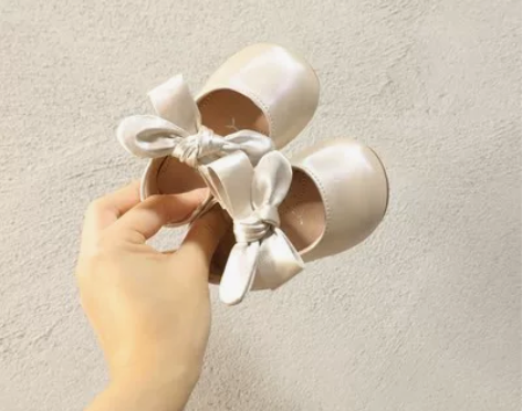 崔丫丫蝴蝶结婴儿学步鞋软底防滑公主皮鞋春秋...