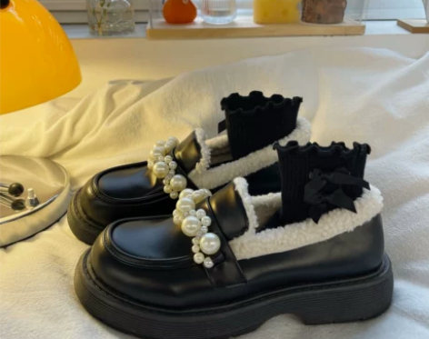 黑色加绒小皮鞋女学生2022冬季新款珍珠厚...