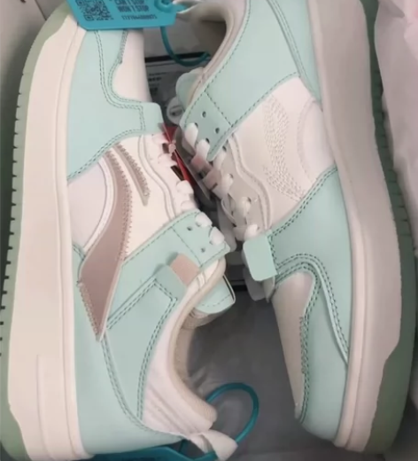 出李宁天际37码 闲置很久了 85新 借图...