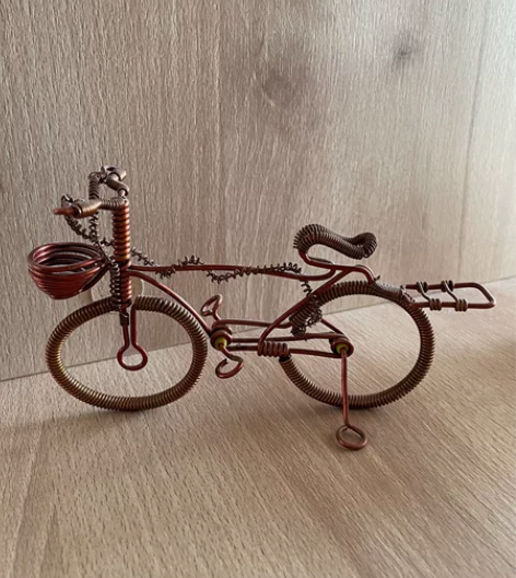 铜丝编自行车摆件，纯手工制作，很稀有。摆件...