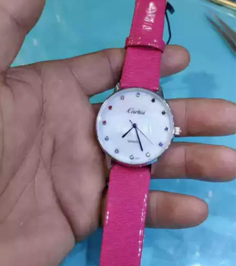 时尚女式手表 全新贝壳面卡迪诗正品手表 进...