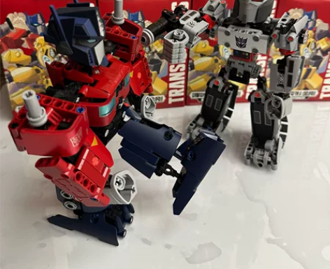 【擎天柱+威震天+大黄蜂】全新未拼oneb...