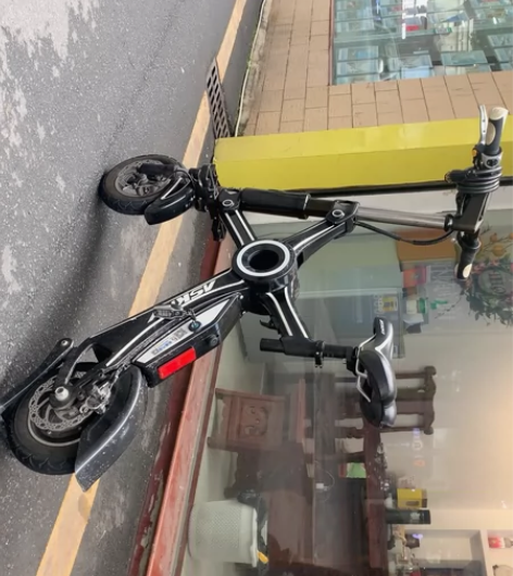 折叠电动车 带充电器 恩斯迈 长期摆放 自...