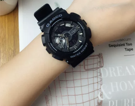 国产黑武士手表，表盘很大，男士适合带，橡胶...