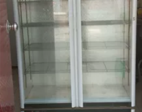 制冷展示柜，八成新，原价1800一个，现价...
