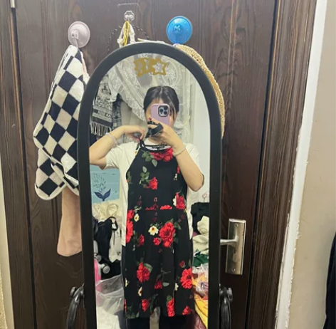 【黑底玫瑰花裙子！】捡漏价！2024夏季女...