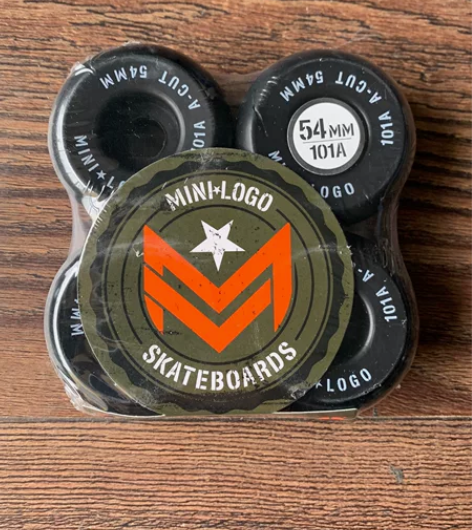 滑板动作轮minilogo硬轮101a双翘...