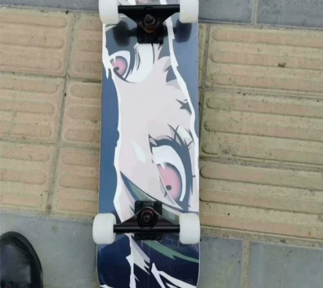 全新专业板滑板，双翘滑板车，已经安装好整板...