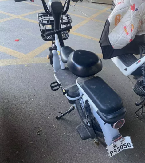 AIMA电动车，几乎全新9.9.新，谢绝还...