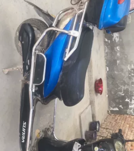 新日电瓶车,电摩,想要的自提,9.5新,骑...