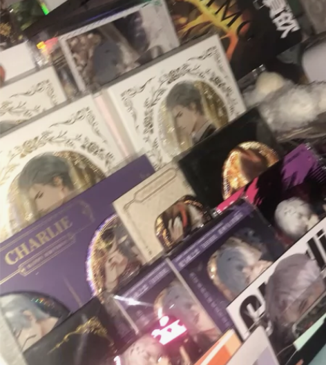 光与夜之恋 查理苏 出 西湖礼盒一套 现货...