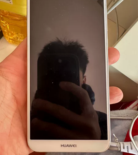 华为畅享8e-自用一手八成新8+32G 充...