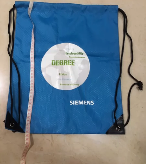 抽绳双肩包 篮球包 全新有折痕 10块自提...