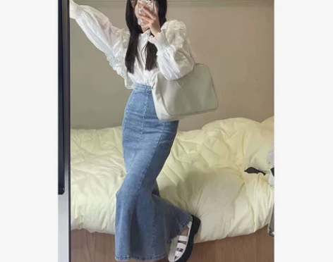 全新牛仔鱼尾裙，30包邮出 感兴趣的话点“...