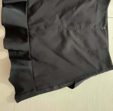 半身裙黑色花苞边短裙，高腰款，均码，90到...