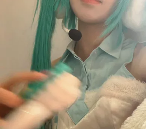【大刀出！］初音未来冬日祭cos服 清衣柜...