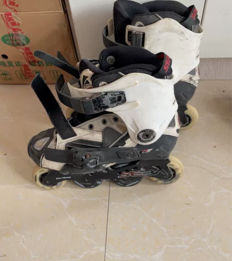 直排轮滑鞋 米高sevb HV 12款 七...