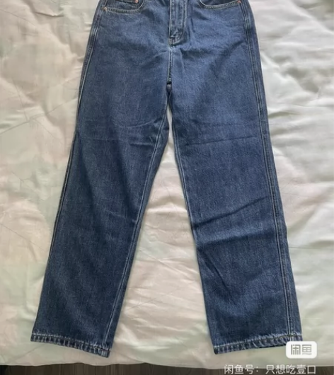 直筒休闲牛仔裤 女 休闲宽松款 蓝色 Ｍ码...