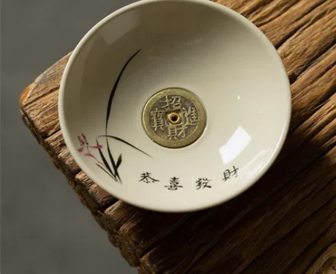 9.9包邮出！一个之前放在工作室的小香炉，...