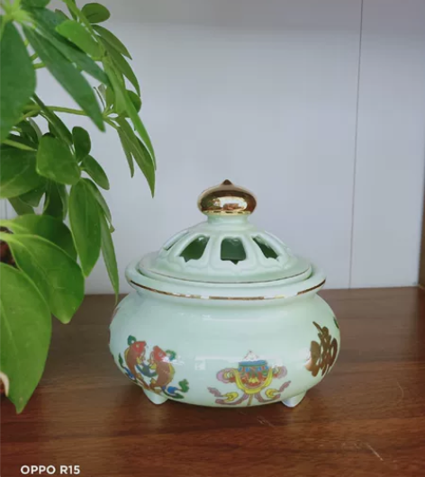 熏香炉,陶瓷,撤店处理, 感兴趣的话点“我...