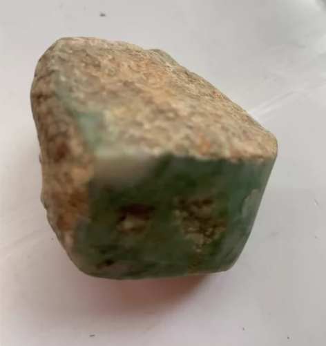 独山玉是中国四大名玉之一，有南阳翡翠之称，...