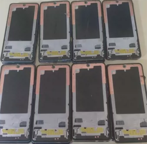 红米k40pro内爆机,除没有屏幕外出整机...