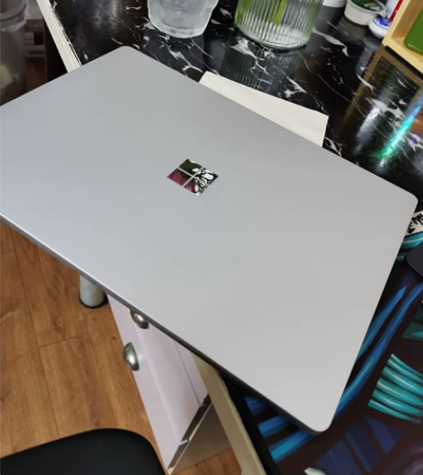?微软 surface laptop1， ...