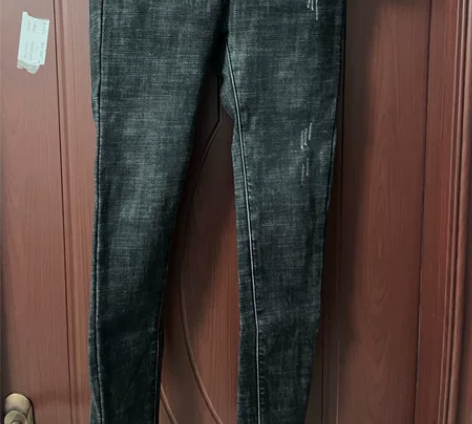 牛仔裤，加绒女生牛仔裤，闲置，八成新，适合...