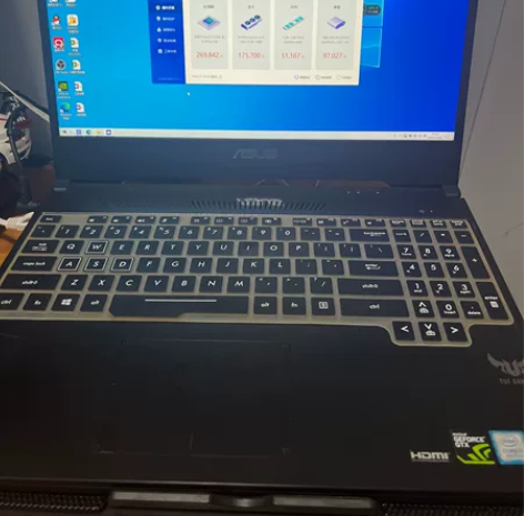 华硕飞行堡垒 fx86fm笔记本电脑游戏本...