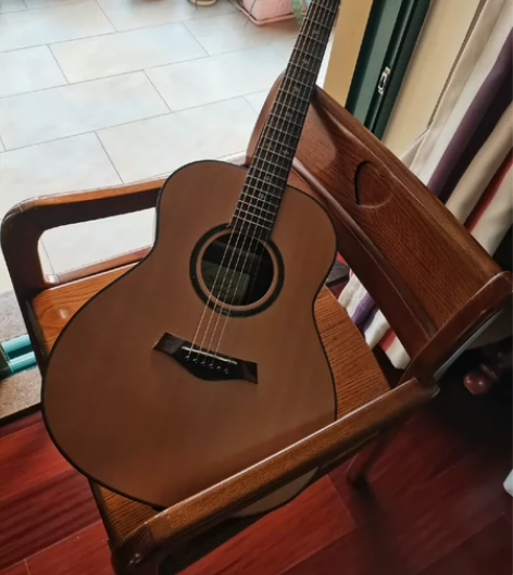 新手友好 吉他 赠民谣吉他教程一本 小白练...