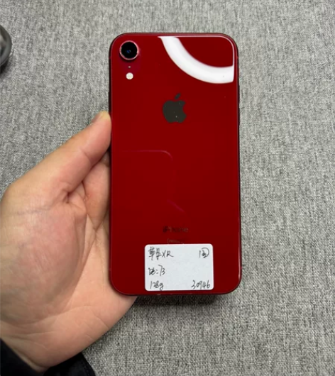 苹果xr国行128g原装机，成色还不错，屏...