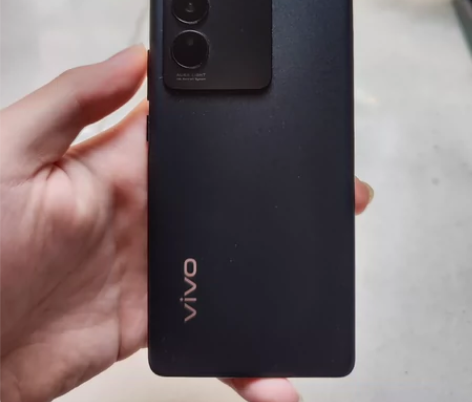 vivos16，8+256黑色，屏幕几乎无...