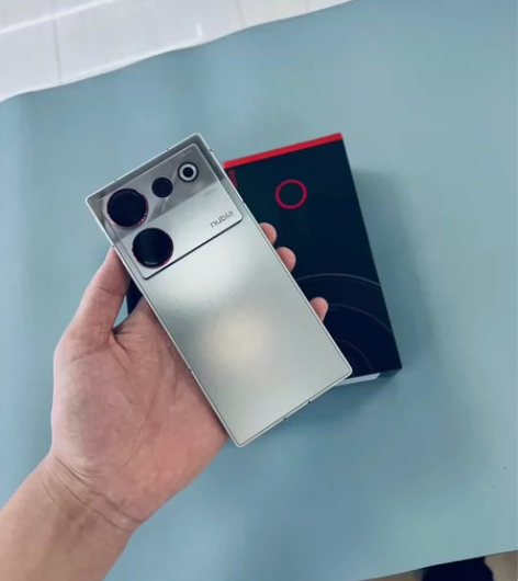 95-99 新 努比亚 Z50Uitra ...