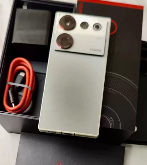 努比亚 z50Ultra 国行双卡全网通9...