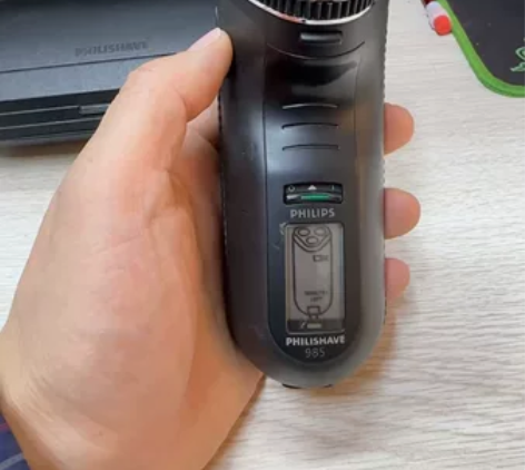 飞利浦剃须刀HS985 实物拍摄，荷兰制造...