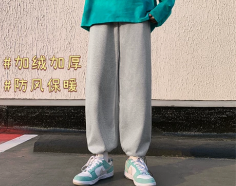 裤子男冬季韩版潮流束脚加绒卫裤宽松黑灰色运...