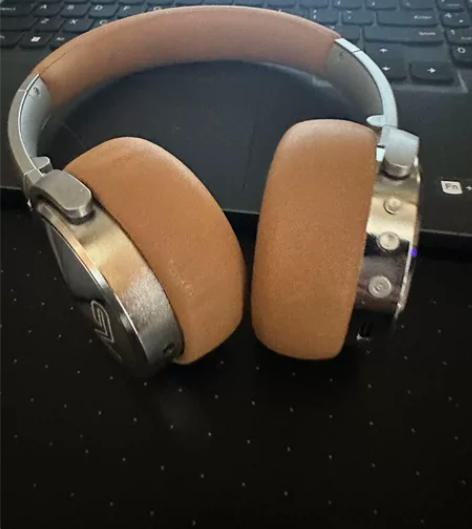 勒姆森头戴式耳机99新，基本未使用 感兴趣...