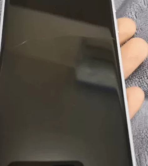 魅族18 踏雪白色12+256顶配，外观成...