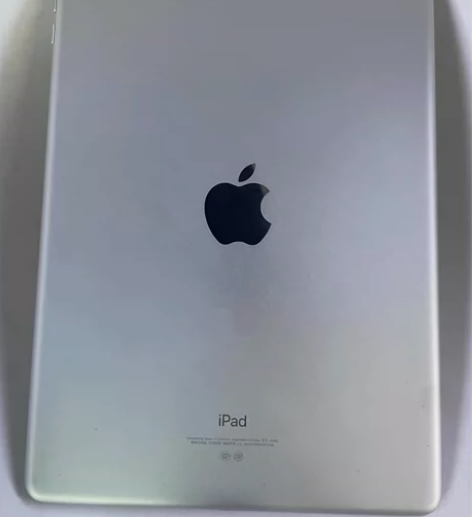 iPad2018 第六代128G，除了后置...