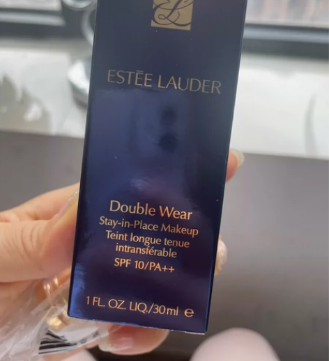 全新雅诗兰黛持妆粉底液30毫升 感兴趣的话...