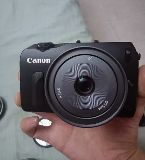 佳能EOS-m闲置出售，物优价廉 1800...