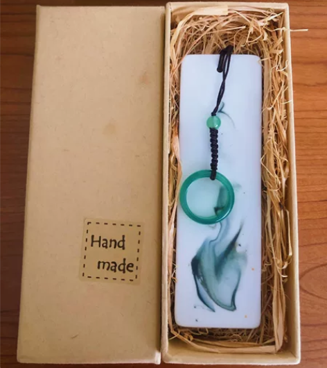 景德镇手工制作陶瓷书签 感兴趣的话点“我想...