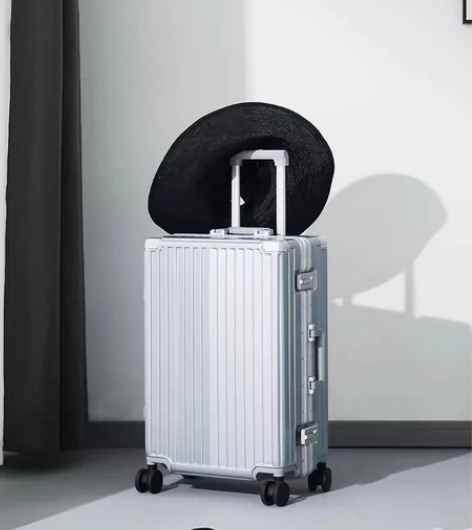 全新未拆封 marrlve 行李箱 〖56...