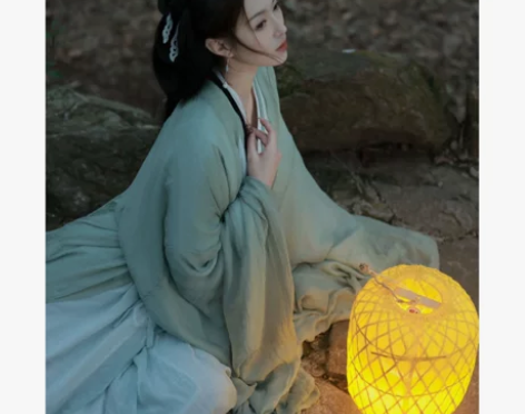 清冷系魏晋风南北朝汉服古装女仙气飘逸古风绿...