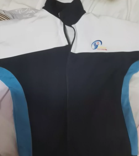 天外校服 两件外套冬季天外棉服两件短袖秋装...