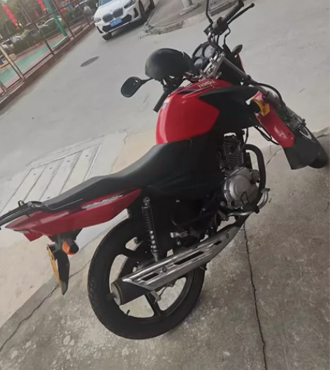 YAMAHA男装摩托车,2015年买的,手...