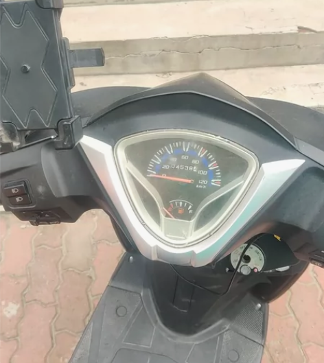 22年六月的车  京b公户 六年免检手续齐...