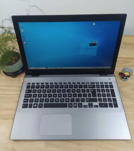 七代奔腾8G内存940显卡小麦5笔记本双硬...