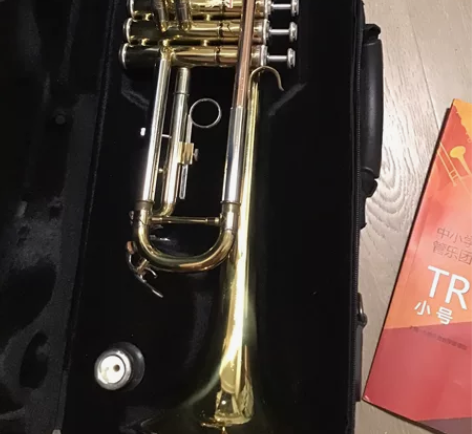 key品牌小号，学校2800购入，现低价转...